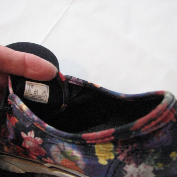 Vans Floral Lace Up Sneakers Kids Size 3 Galaxy - Picture 7 of 8